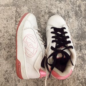 Vintage Pink/White Heelys
